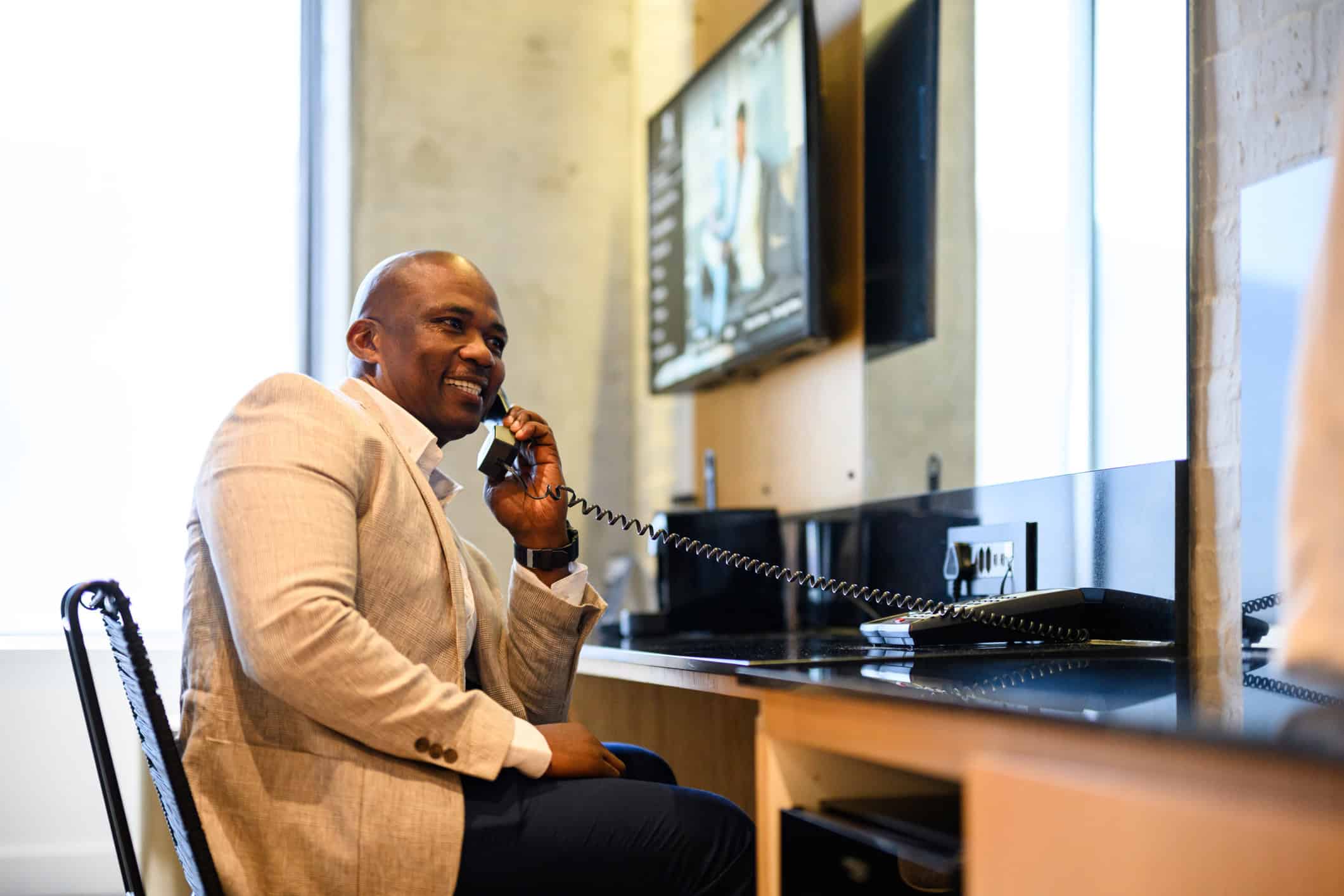 Phone Bundles for Hotels: What They Are and Why They Matter 