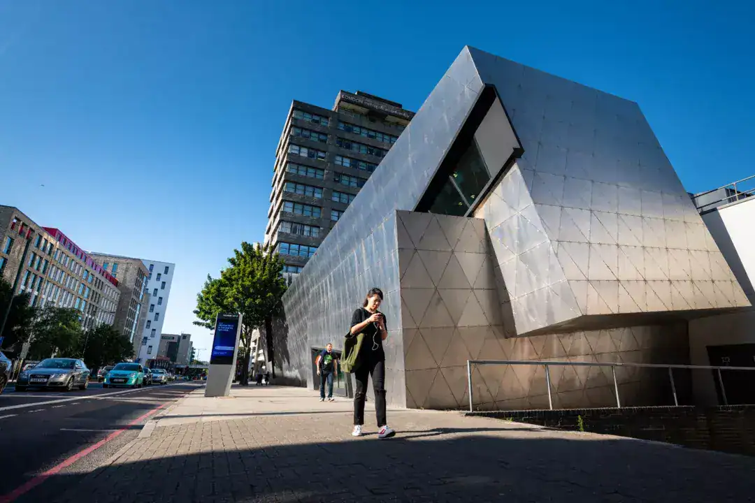 FreePBX Delivers Quick, Cost-Effective Connectivity for London Metropolitan University